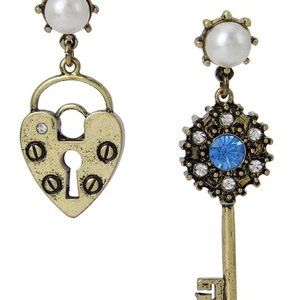 NWT Betsey Johnson "Heart Lock & Key" Mismatch Drop Earrings | Valentine's Day